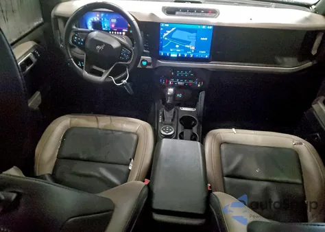 2022 Ford Bronco Base from USA, damaged, VIN 1FMEE5DP7NLB74239